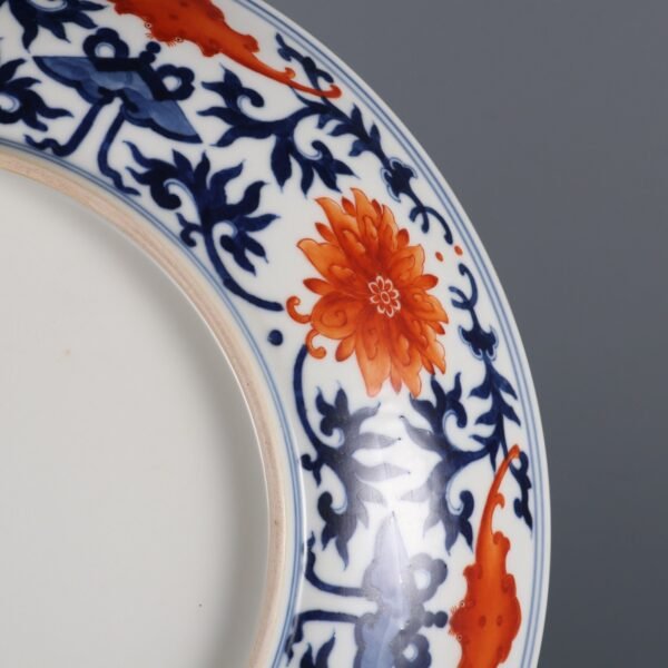 Qing Dynasty Qianlong period blue and white with alum red five blessings longevity large plate - Image 9
