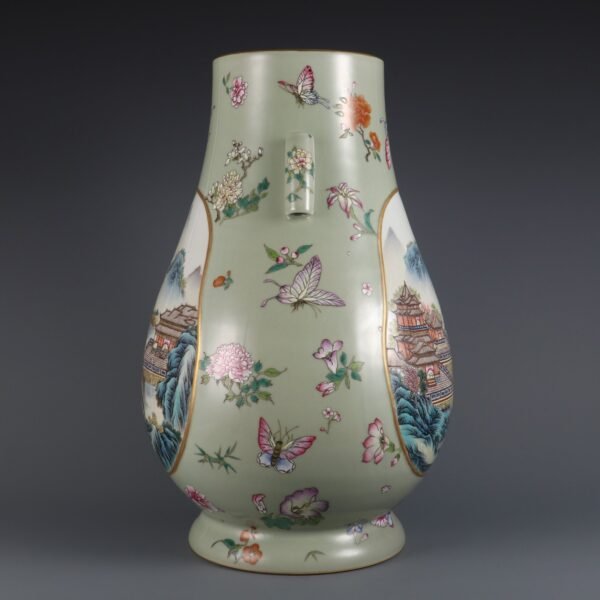 Qing Dynasty Qianlong period bean green glaze and powder enamel openwork landscape pavilion Guan - Image 7