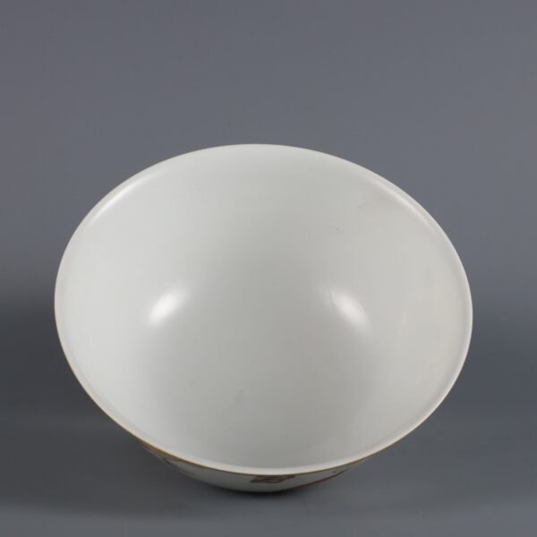 Qing Dynasty Yongzheng imperial porcelain bowl with butterfly pattern - Image 7