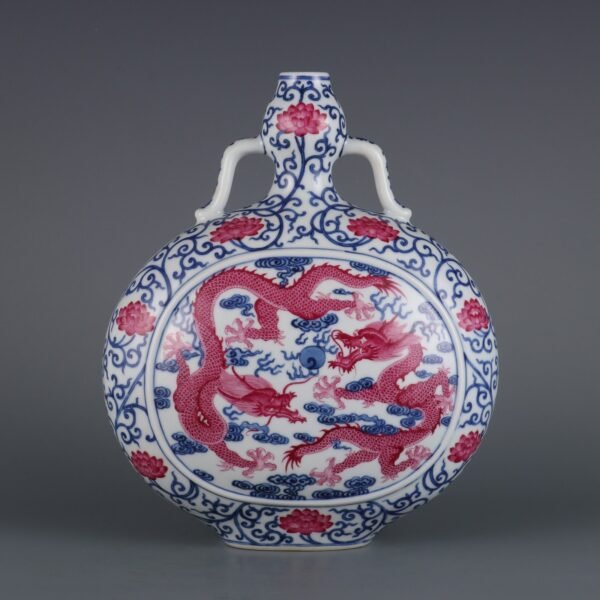 Qing Dynasty Qianlong period blue and white with agate red double dragon play with pearl Ruyi ear
