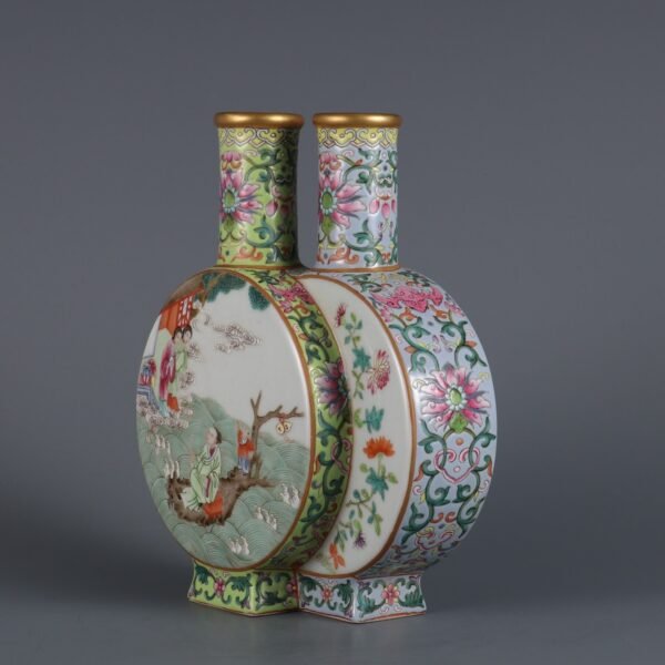 Qing Dynasty Qianlong period famille rose Tang Wang night tour of the East Palace conjoined flat