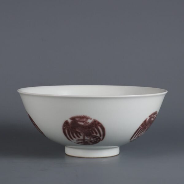 Qing Dynasty Qianlong period underglaze red round phoenix pattern bowl - Image 2