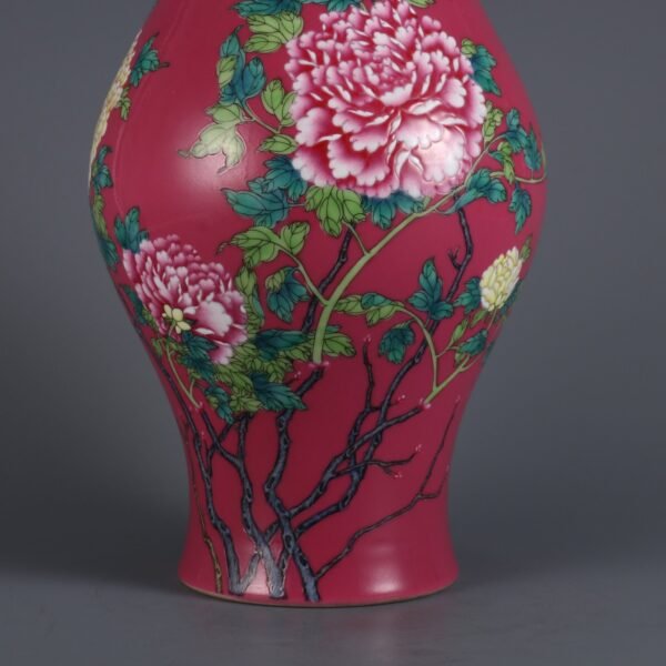 Qing Yongzheng Period Rouge-red Pastel Peony Pattern Olive Vase with Pier Ears - Image 9
