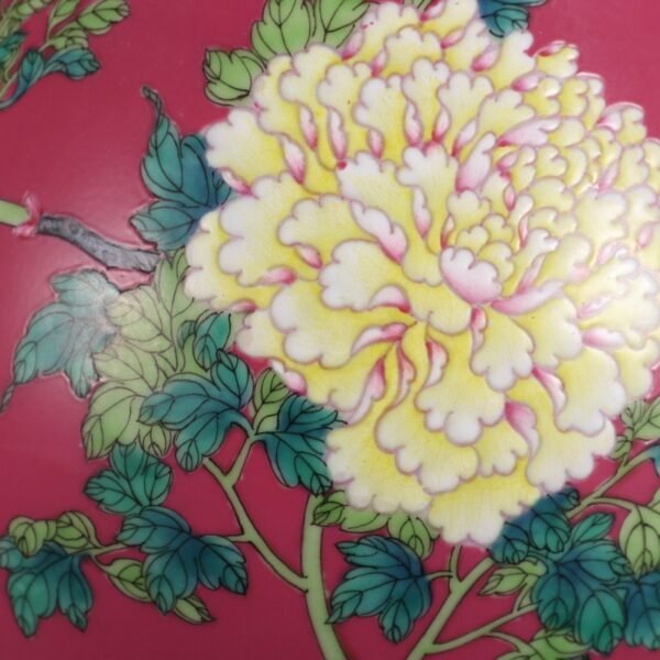 Qing Yongzheng Period Rouge-red Pastel Peony Pattern Olive Vase with Pier Ears - Image 5