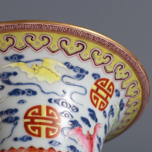 Qing Dynasty Yongzheng period pink enamel longevity double pattern slag bucket - Image 6