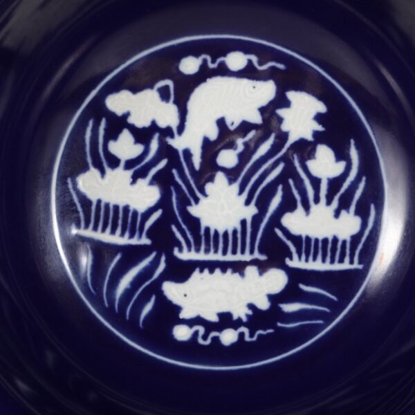 Old collection of Ming Dynasty Xuande sapphire blue glaze with white fish and algae pattern silver base large palace bowl - Image 9