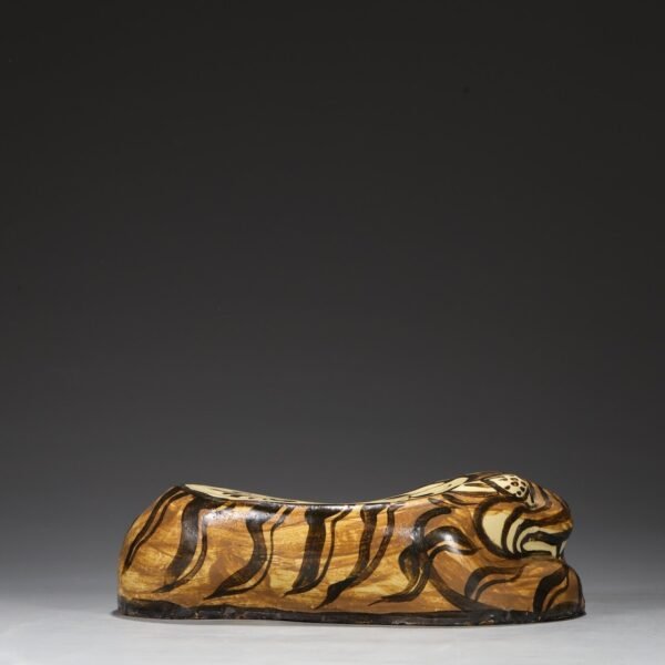 A large imperial tiger head pillow with brown floral patterns from the Cizhou kiln of the Northern Song Dynasty. - Image 5