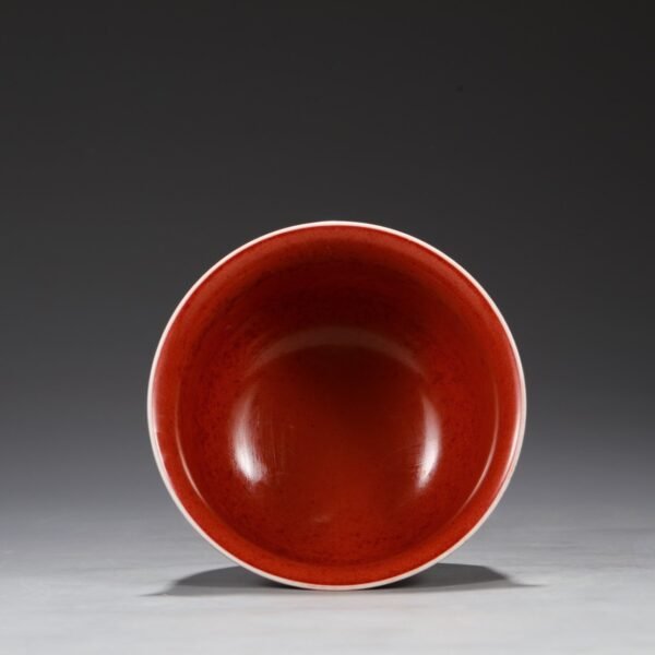 Old collection of Ming Dynasty Xuande Ruby Red Glaze White Fish and Algae Pattern High Foot Deep Belly Bowl - Image 3