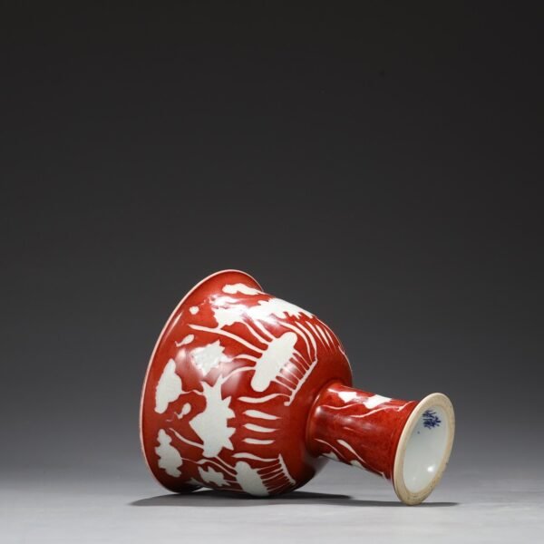 Old collection of Ming Dynasty Xuande Ruby Red Glaze White Fish and Algae Pattern High Foot Deep Belly Bowl - Image 8
