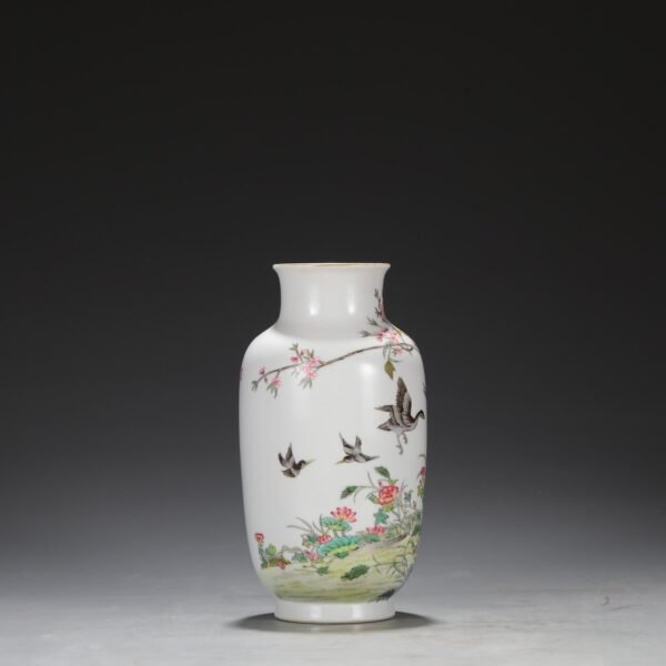 Old Collection Qing Dynasty Yongzheng Enamel Color Mountain Stone Flower Bird Reed Goose Lantern Vase - Image 4