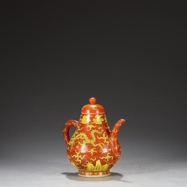 A large pot with red ground and yellow dragon patterns from the Jiajing period of the Ming Dynasty. - Image 9