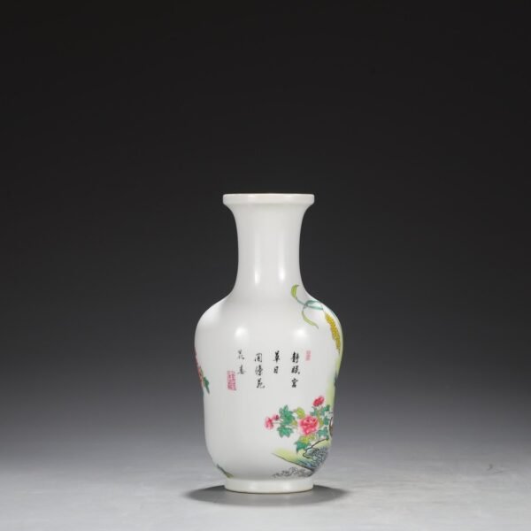 Old Collection Qing Dynasty Yongzheng Enamel Quail Flower Plate Mouth Vase - Image 2