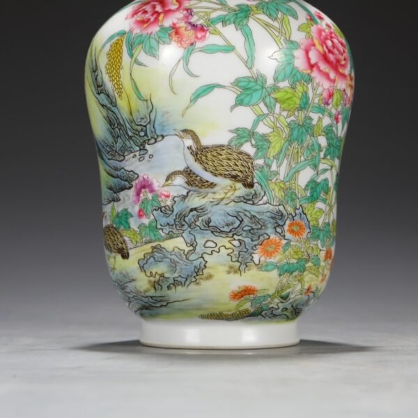 Old Collection Qing Dynasty Yongzheng Enamel Quail Flower Plate Mouth Vase - Image 4