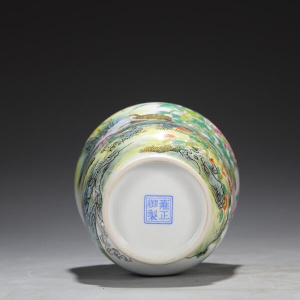 Old Collection Qing Dynasty Yongzheng Enamel Quail Flower Plate Mouth Vase - Image 8
