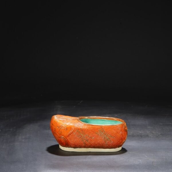 Old collection Qing Qianlong bionic porcelain alum red gold shoe washer - Image 6