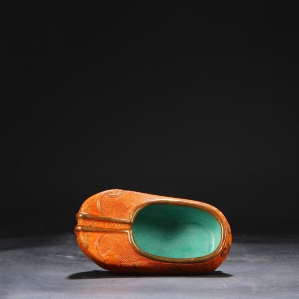 Old collection Qing Qianlong bionic porcelain alum red gold shoe washer - Image 8