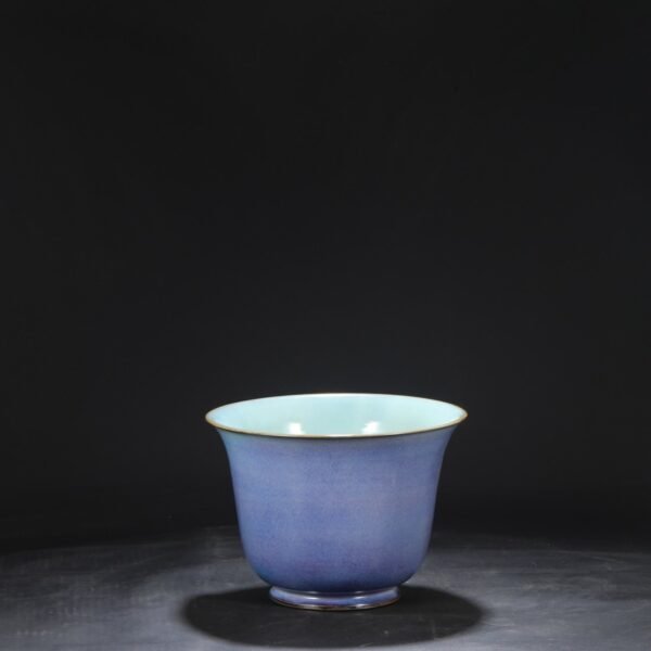 Old Collection Northern Song Dynasty Jun Kiln Grape Purple Palace Royal Upturned Bell-shaped Flower Pot "Chonghua Palace" - Image 9