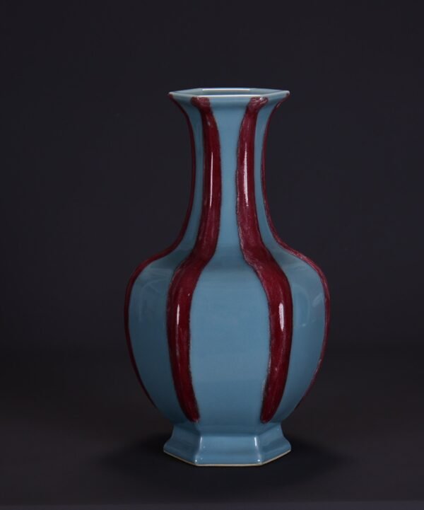 Old collection of Qing Qianlong kiln-changed glaze hexagonal bottle - Image 2