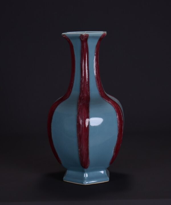 Old collection of Qing Qianlong kiln-changed glaze hexagonal bottle