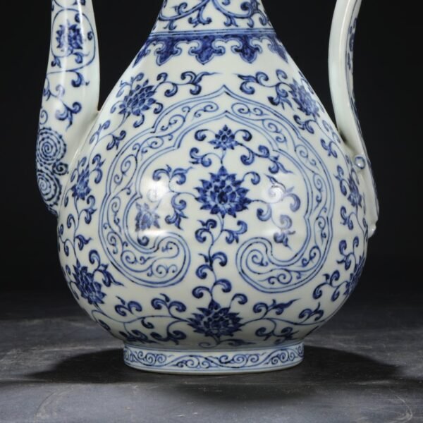 Old Collection Ming Dynasty Xuande Blue and White Window Entwined Lotus Pattern Silver Mouth Large Pot - Image 4