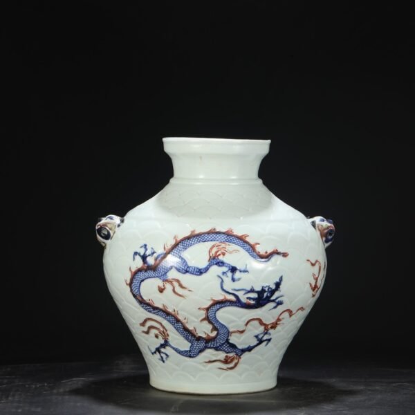 Old collection of Yuan Dynasty blue and white underglaze red carved sea dragon pattern dog head large jar - Image 8
