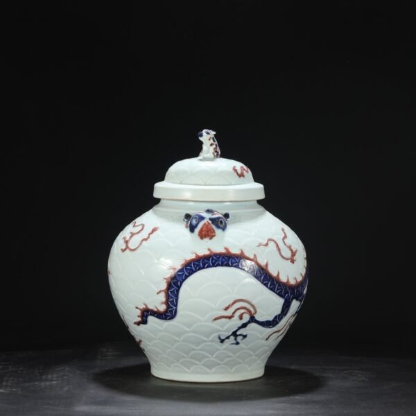 Old collection of Yuan Dynasty blue and white underglaze red carved sea dragon pattern dog head large lidded jar - Image 7