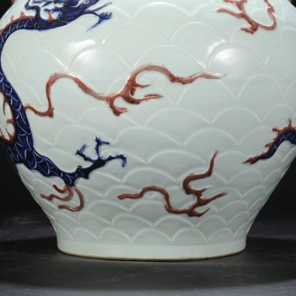 Old collection of Yuan Dynasty blue and white underglaze red carved sea dragon pattern dog head large lidded jar - Image 8