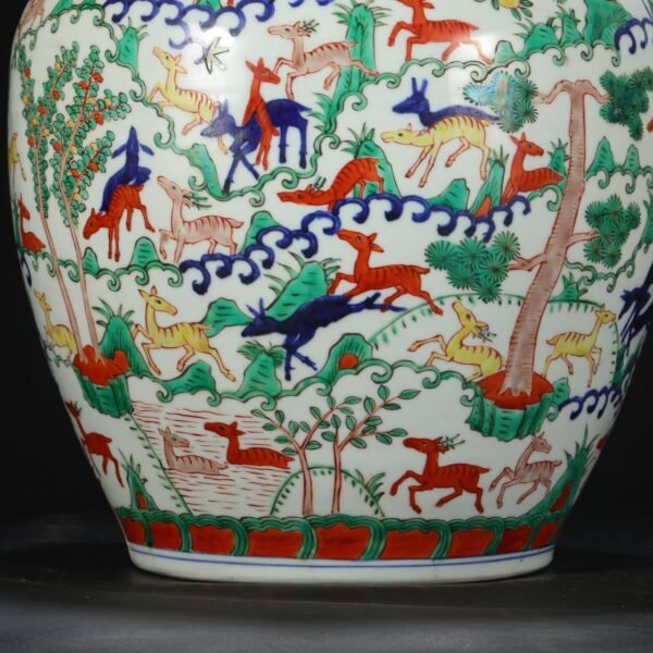 Old collection of Ming Dynasty Wanli blue and white multicolored deer pattern large jar - Image 2