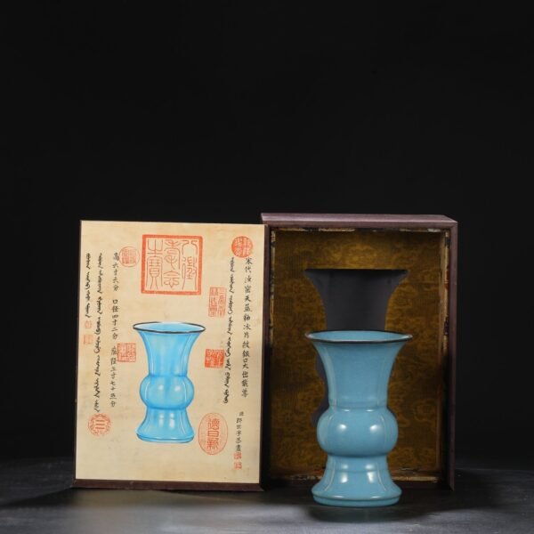 Northern Song Dynasty Ru kiln sky blue glaze ice pattern silver mouth halberd vase "Qianlong imperial title" - Image 3