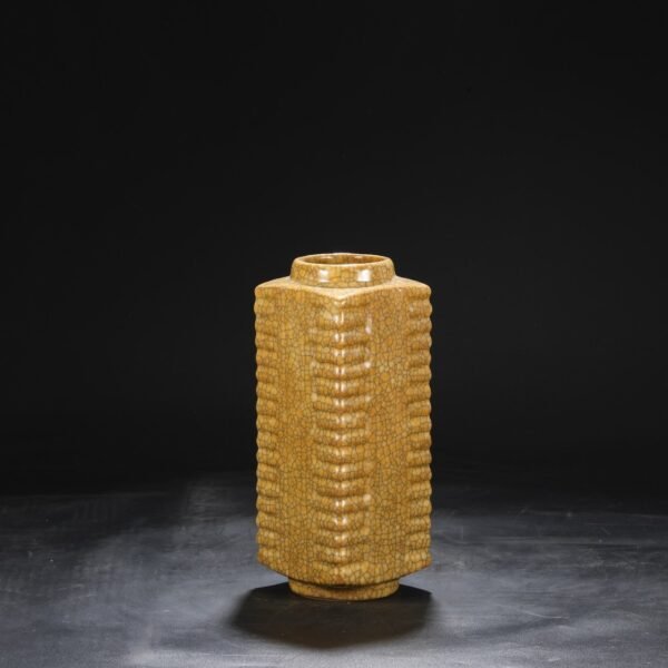 Beige glaze imperial imperial vase from the Northern Song Dynasty, old collection, Cong-style vase, "Inscribed by Emperor Qianlong" - Image 2