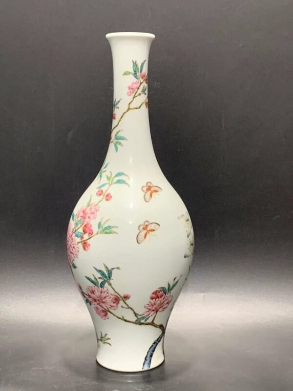 Qing Yongzheng pastel peach blossom and butterfly pattern vase - Image 2