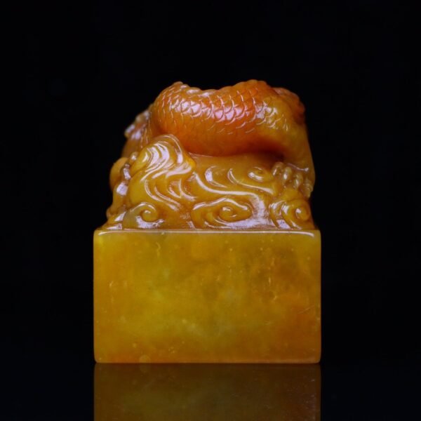 Zhenpin old collection fine collection seal carving Shoushan stone Tianhuang frozen dragon travels - Image 6