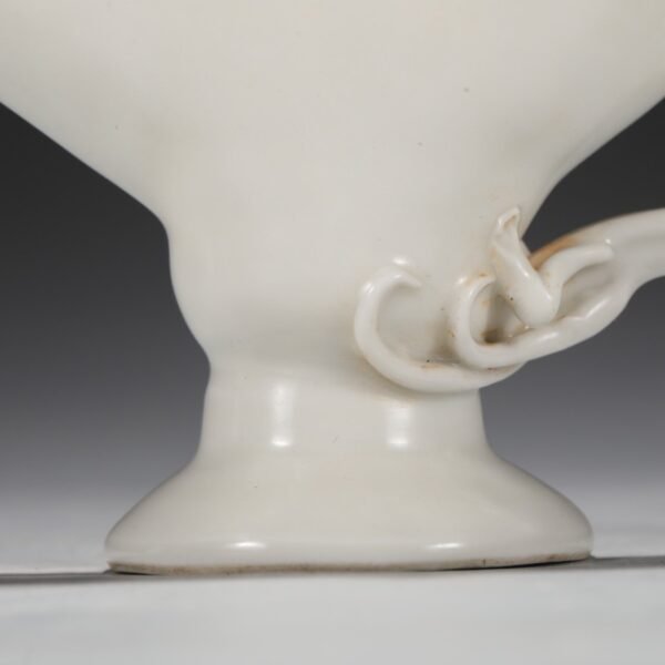 Old collection of Ming Dynasty Yongle sweet white glaze dragon handle cup - Image 2
