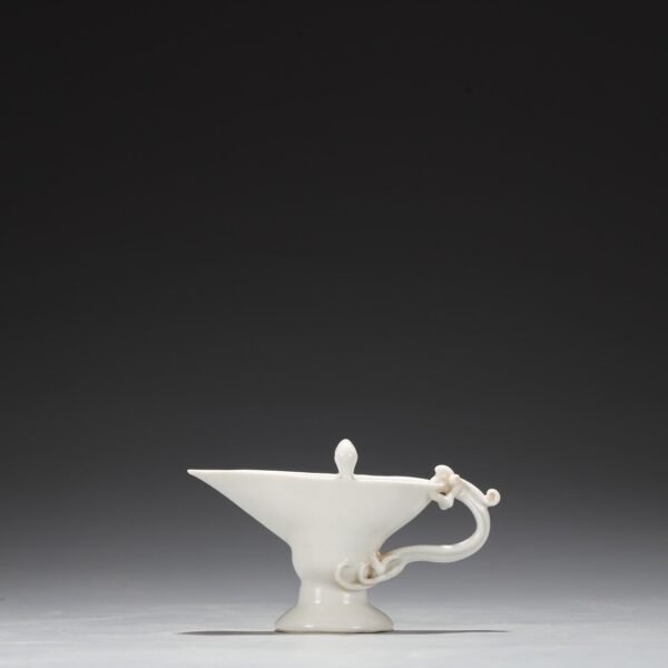 Old collection of Ming Dynasty Yongle sweet white glaze dragon handle cup - Image 6