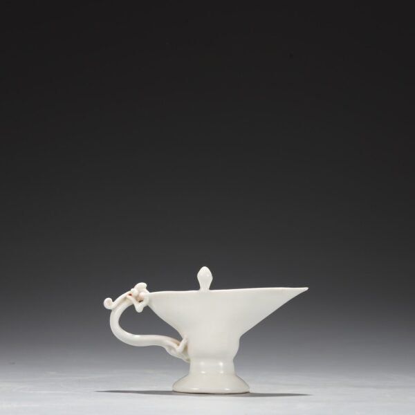 Old collection of Ming Dynasty Yongle sweet white glaze dragon handle cup - Image 7