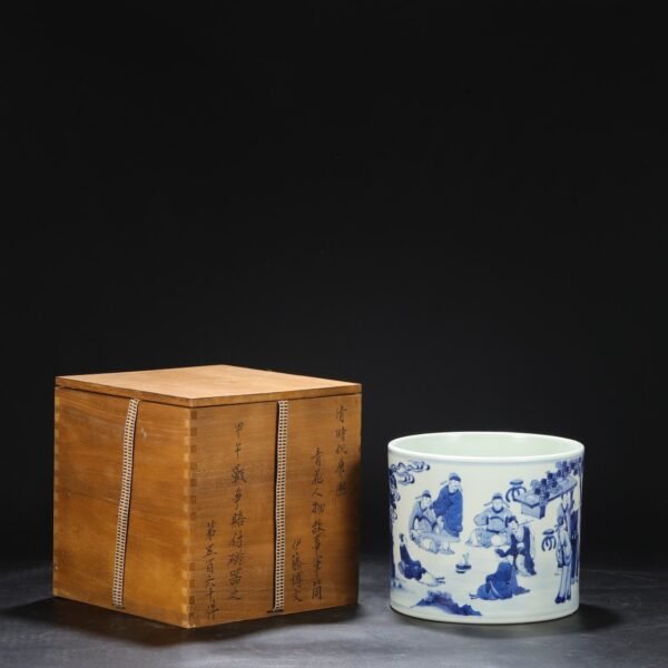 Old Collection of Qing Dynasty Kangxi Blue and White Character Story Large Brush Holder