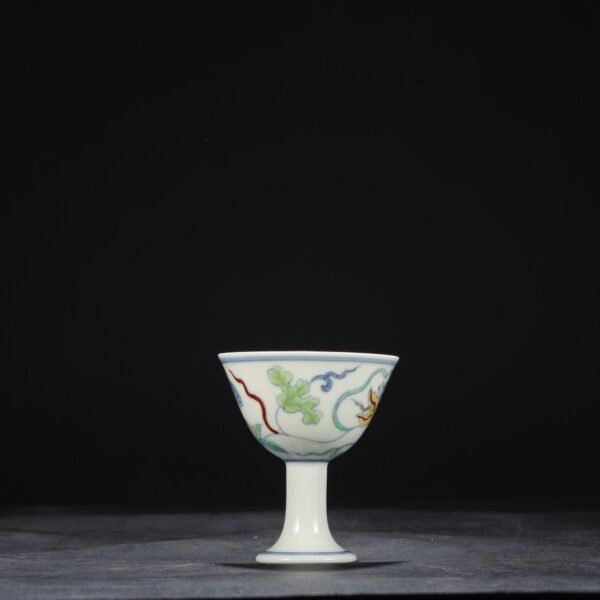 Old Collection Ming Chenghua Doucai Lotus Pattern Stem Cup - Image 4