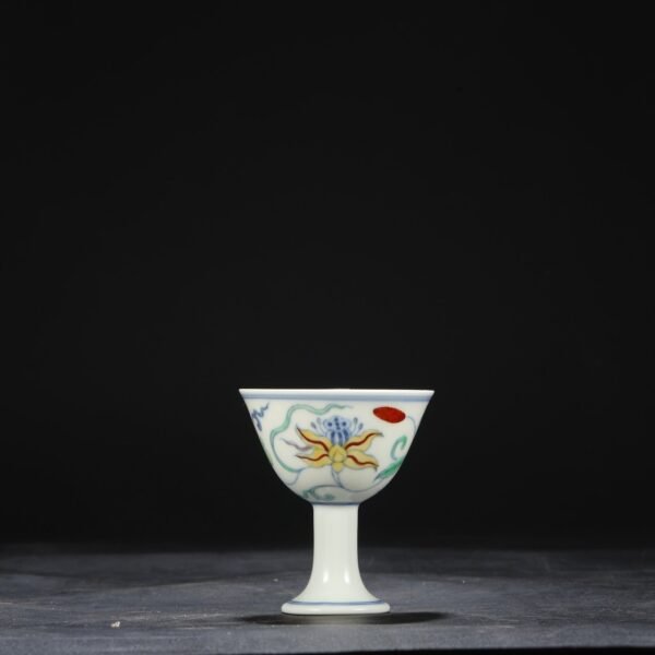 Old Collection Ming Chenghua Doucai Lotus Pattern Stem Cup - Image 9