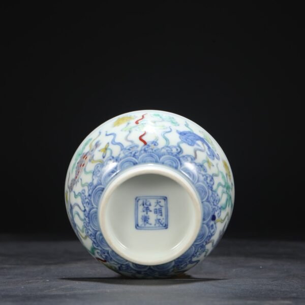 Old collection of Ming Dynasty Chenghua Doucai fish and algae pattern cup - Image 8
