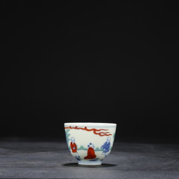 Old collection of Ming Dynasty Chenghua Doucai boy cup - Image 2