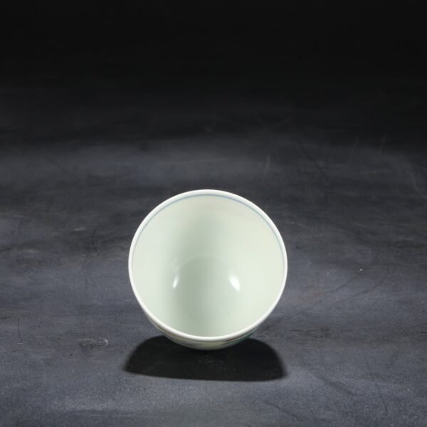 Old collection of Ming Dynasty Chenghua Doucai boy cup - Image 6