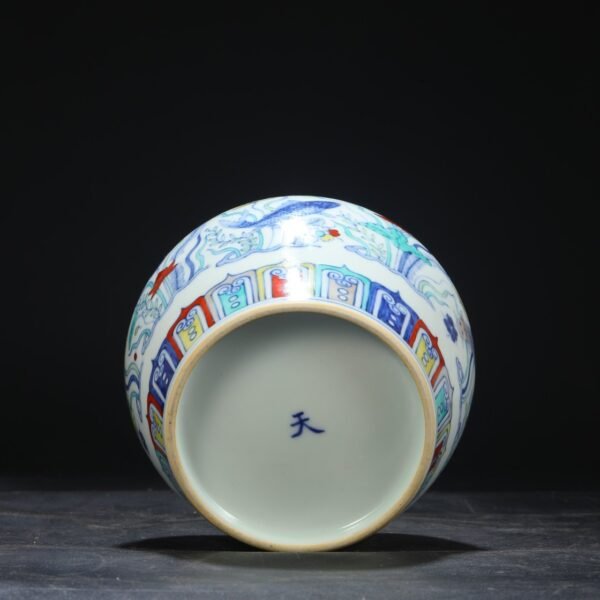 Old collection of Ming Dynasty Chenghua Doucai fish and algae pattern Tianzi lid jar - Image 6