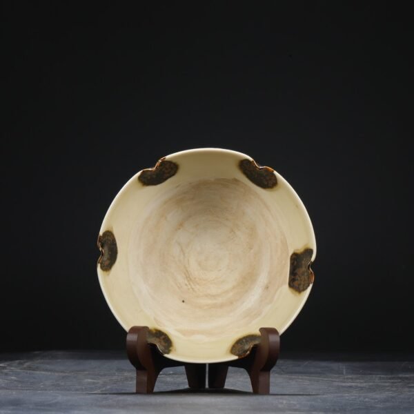 A set of old collection of Northern Song Dynasty Ding kiln rust-spotted wine warmer with a handle. - Image 7