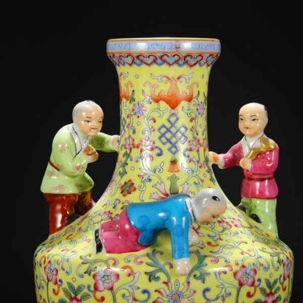 Old collection of Qing Dynasty Qianlong Famille Rose Five Sons Passing the Imperial Examination Vase - Image 3