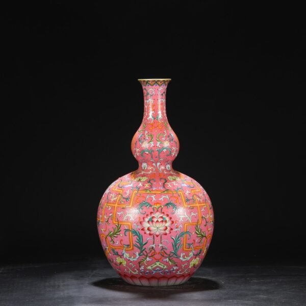 Old collection of Qing Dynasty Qianlong powder enamel twined flower large gourd vase - Image 9