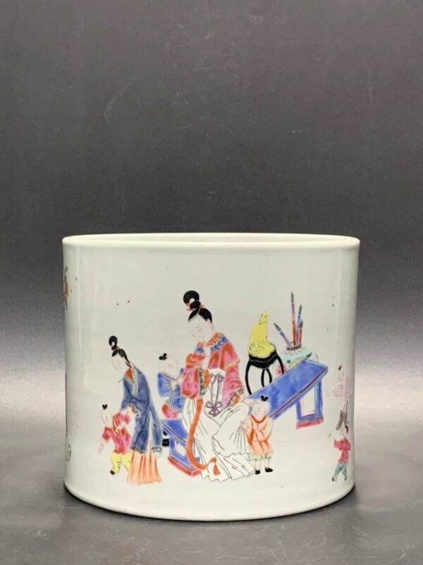 Qing Yongzheng pastel Sanniang Jiaozi pen holder