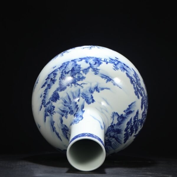 Old collection of Qing Dynasty Yongzheng blue and white landscape attic large celestial globe vase - Image 5