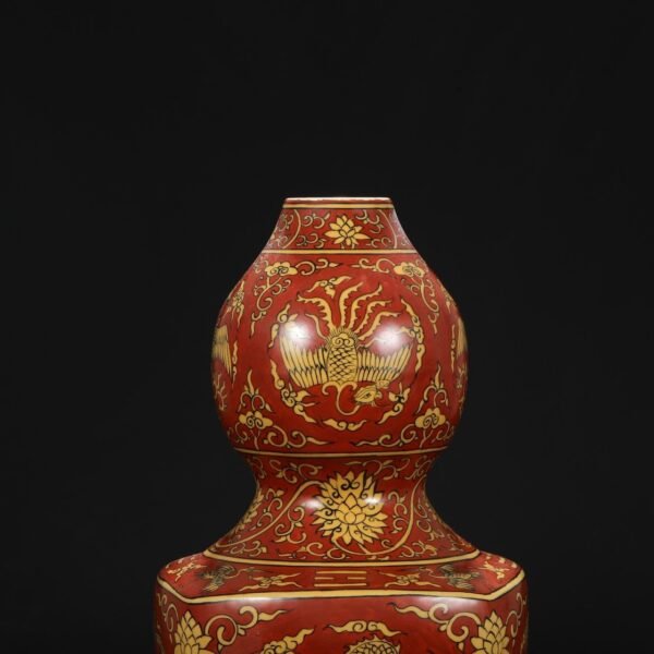 Old collection of Ming Dynasty Jiajing red yellow-colored window dragon and phoenix pattern large gourd bottle - Image 3