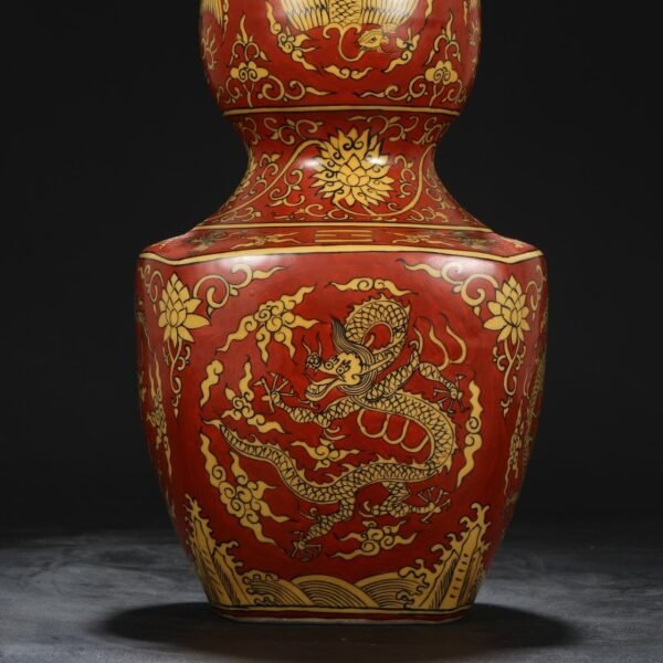 Old collection of Ming Dynasty Jiajing red yellow-colored window dragon and phoenix pattern large gourd bottle - Image 8