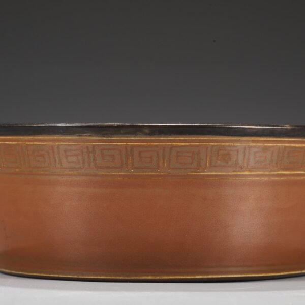Old Collection Northern Song Dynasty Ding Kiln Dragon Pattern Silver Mouth Round Wash "Yiding" - Image 4